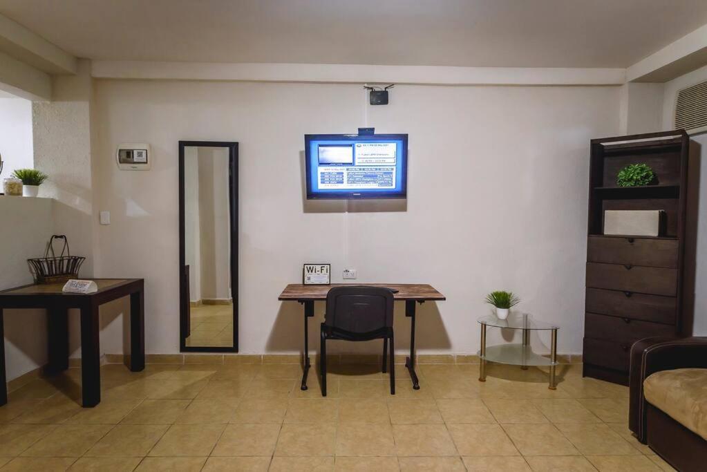Departamento Comodo Centrico Tv Ac Wifi Cocina Parking, Letra C Ciudad Valles Exterior photo